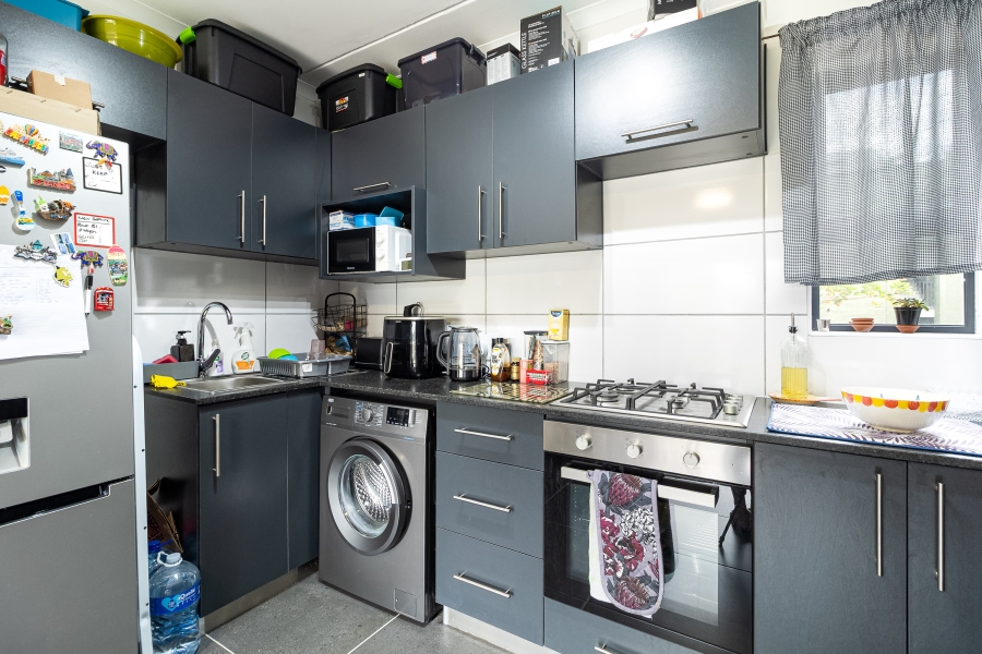 1 Bedroom Property for Sale in Jakarandas Western Cape